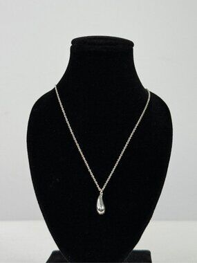 Tiffany & Co. Elsa Peretti Teardrop Sterling Silver Necklace & COA
